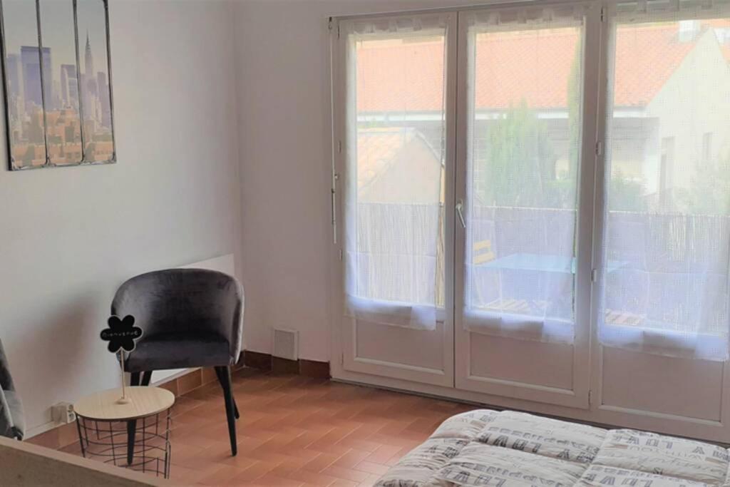 Agreable Logement Proche De La Gare Et Du Polygone Apartment Beziers Exterior photo